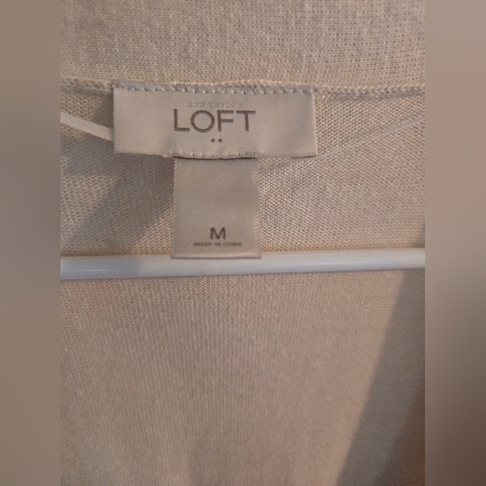 NWOT | Ann Taylor LOFT | Women's Knit Cardigan | Size: Medium | Color: Cream - Picture 12 of 13